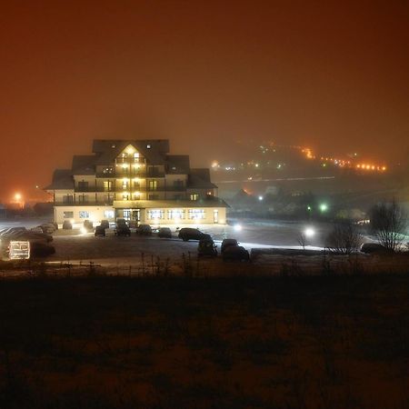 Hotel ToacaBellevue Gura Humorului Esterno foto