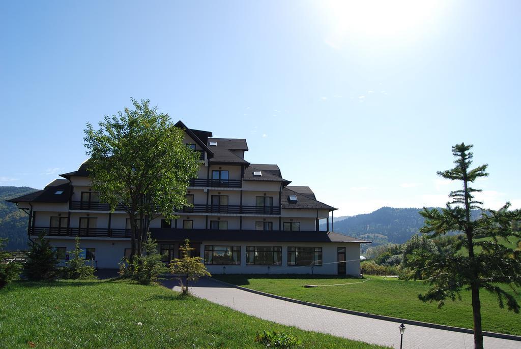 Hotel ToacaBellevue Gura Humorului Esterno foto