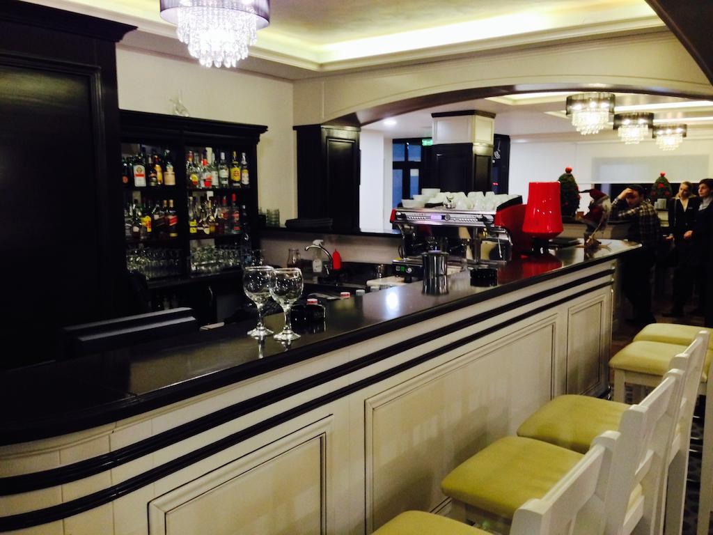 Hotel ToacaBellevue Gura Humorului Esterno foto